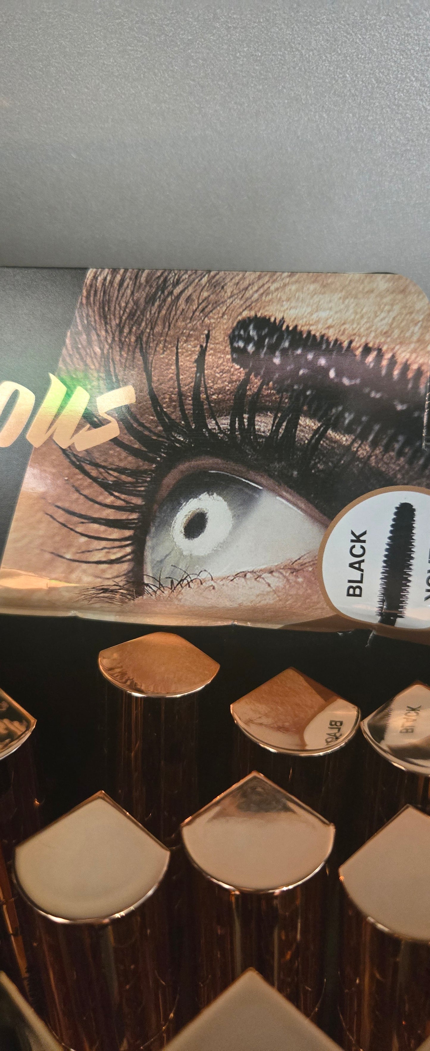Mascara dangerous
